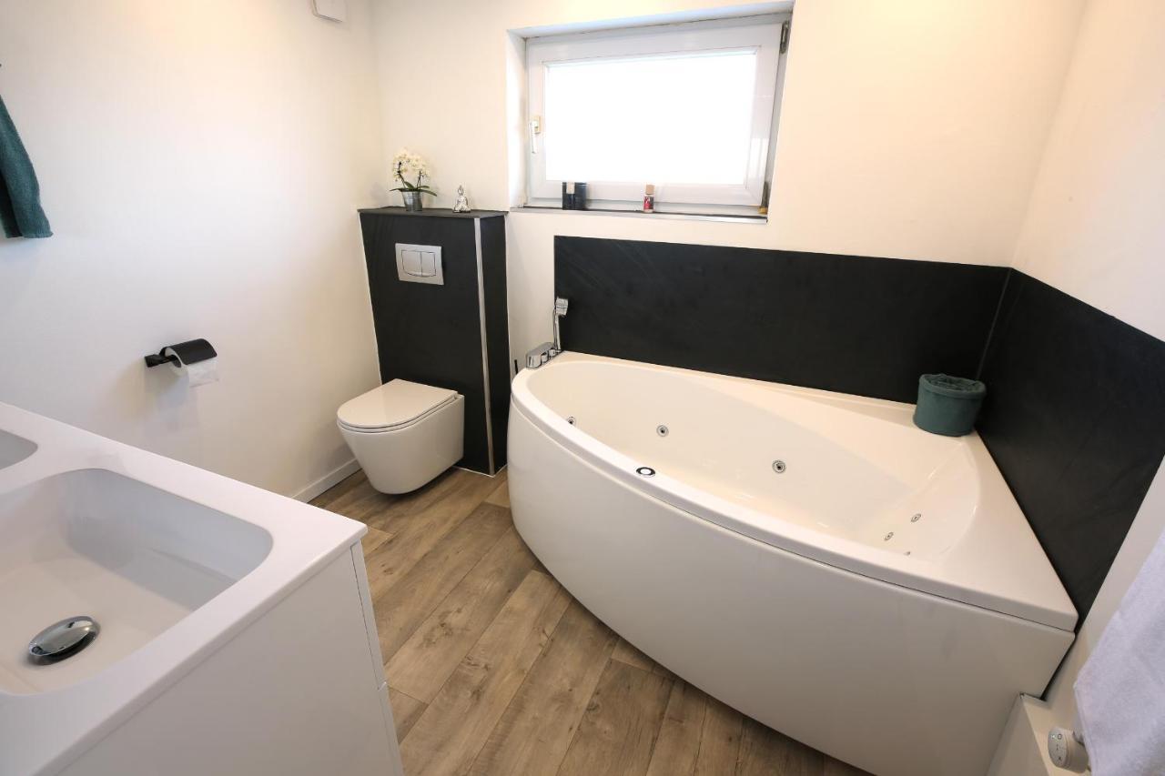 Marias Guest House Эюнаттен Экстерьер фото